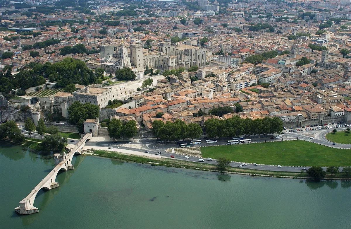 Vue aérienne de notre pépinière en Provence