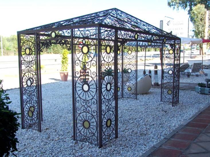 Pergolas et kiosques en fer forgé artisanal